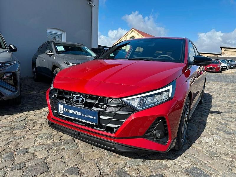 Neu Hyundai i20 N Line 101 PS (74 kW) 2025 Rot Kleinwagen