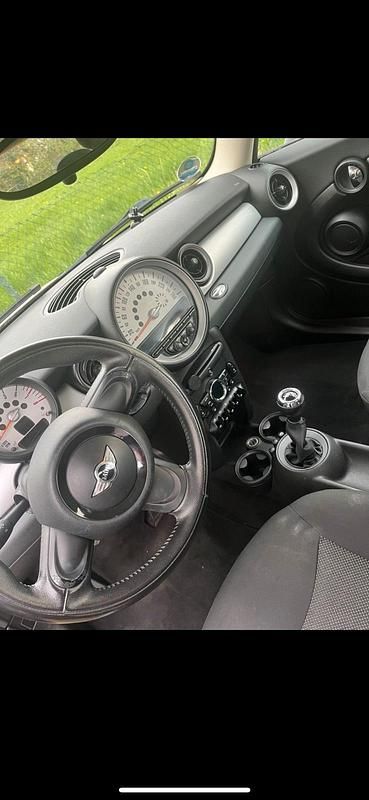 Second-hand Mini ONE 75 CP (55 kW) 2011 Bej Hatchback