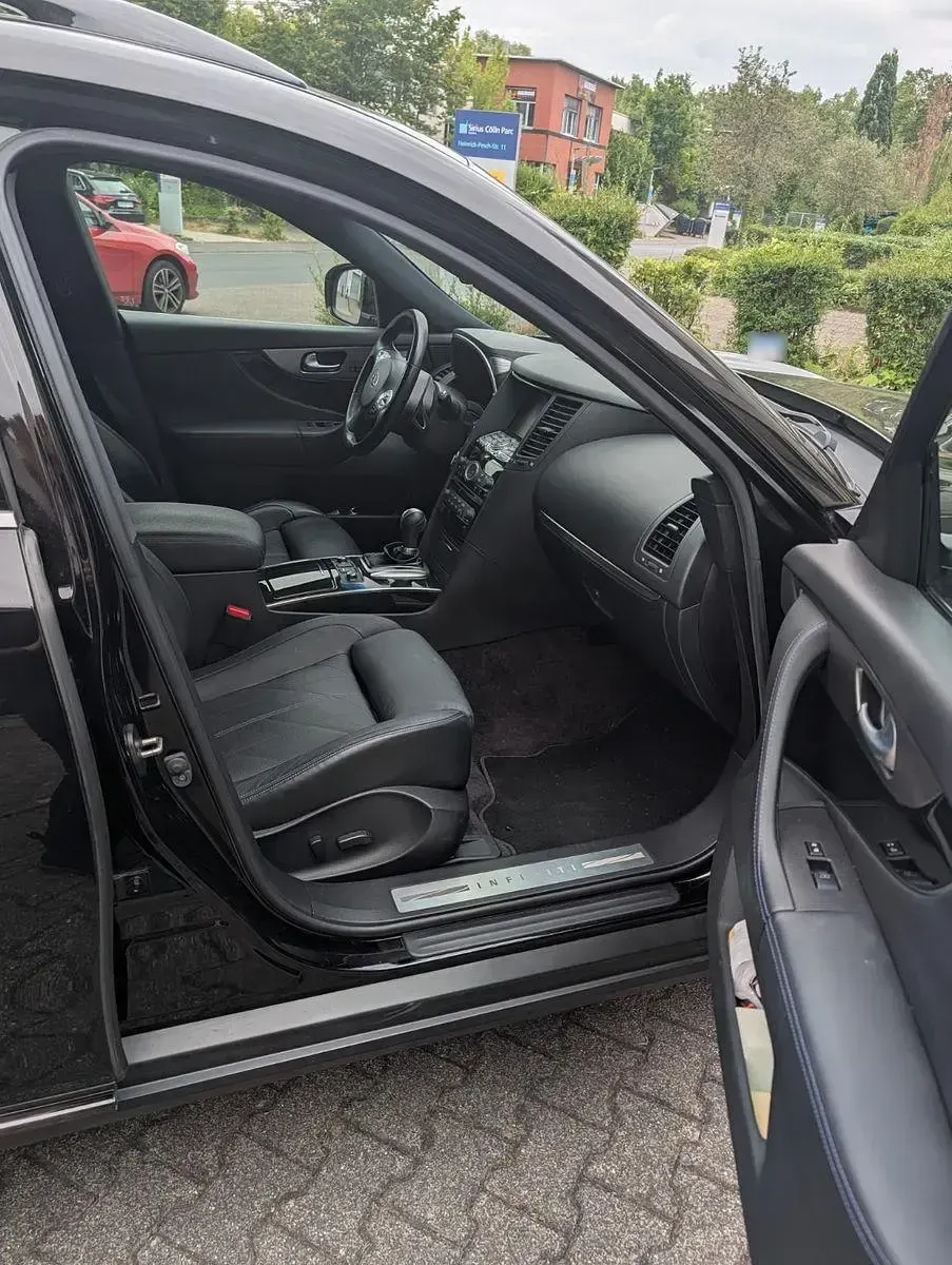 Gebraucht Infiniti QX70 320 PS (235 kW) 2016 Schwarz SUV