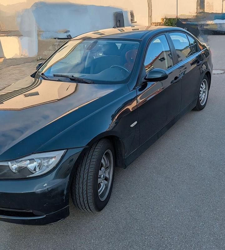 Gebraucht 2006 BMW 318 Limousine | 2.499 € (Superpreis) - Bild 1/4