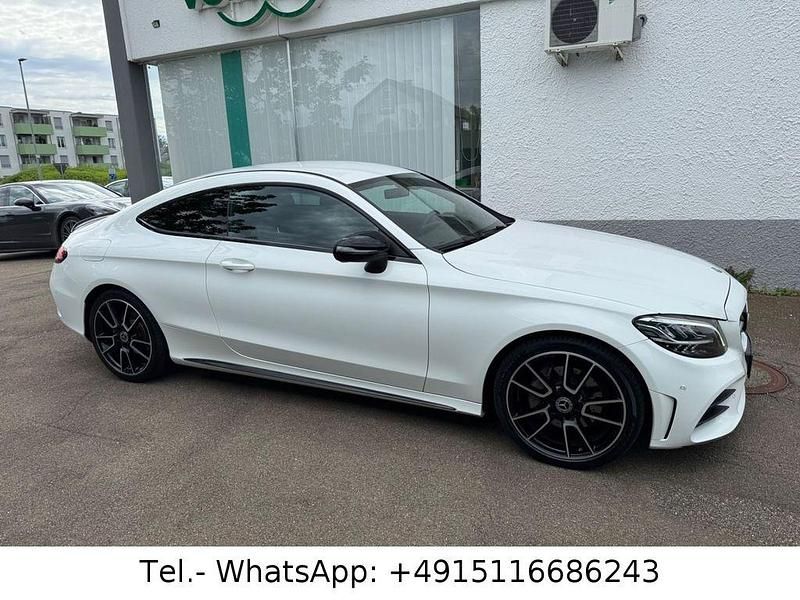 Gebraucht Mercedes C200 AMG 184 PS (135 kW) 2019 Weiß Coupé
