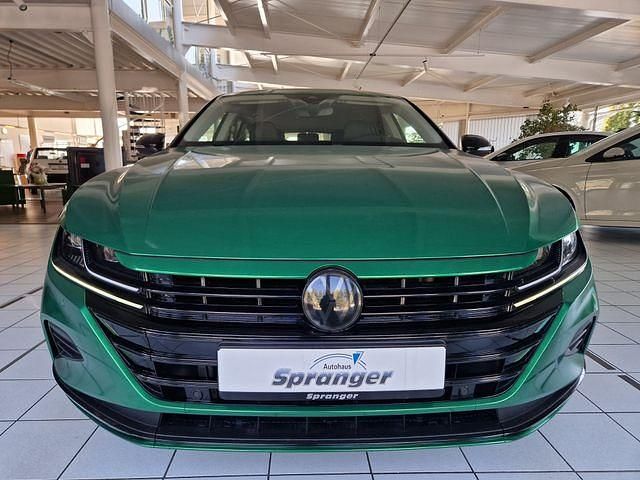 Gebraucht VW Arteon Elegance 150 PS (110 kW) 2022 Grün Kombi