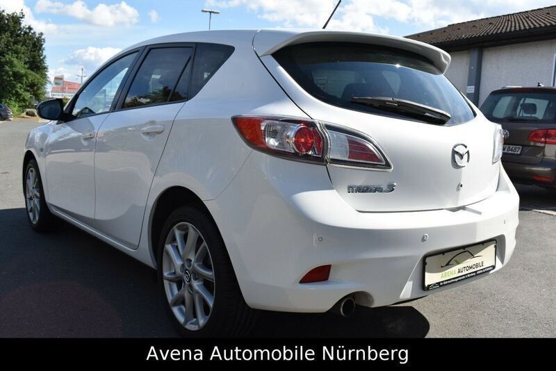 Gebraucht Mazda 3 Inclusive 150 PS (110 kW) 2013 Weiß Limousine