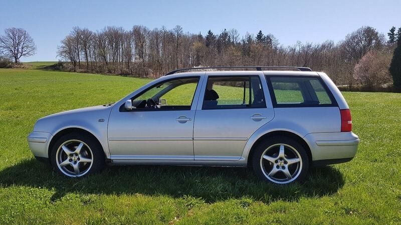 Silber Gebraucht 2003 VW Golf IV Ocean Kombi | 500 € - Bild 1/4
