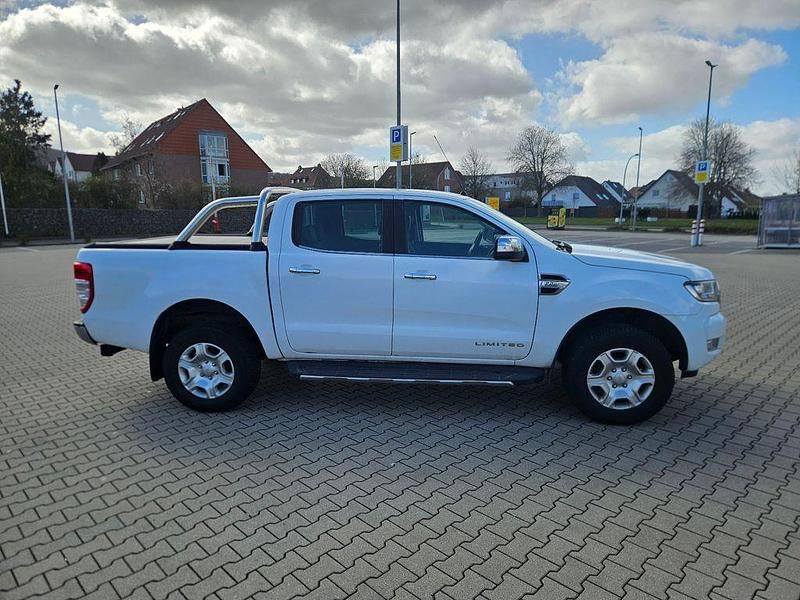 Gebraucht Ford Ranger 160 PS (117 kW) 2016 Weiß Pickup