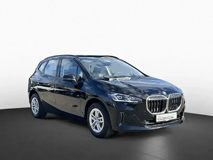 Gebraucht BMW 218 Active Tourer Performance 136 PS (100 kW) 2025 Schwarz ii (schwarz) Van / Kleinbus