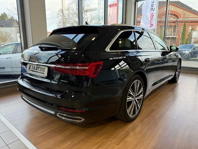 Gebraucht Audi A6 Sport 299 PS (219 kW) 2022 Mythosschwarz metallic (metallic) Kombi