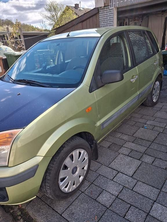 Gebraucht Ford Fusion Ambiente 80 PS (58 kW) 2008 Grün Kleinwagen