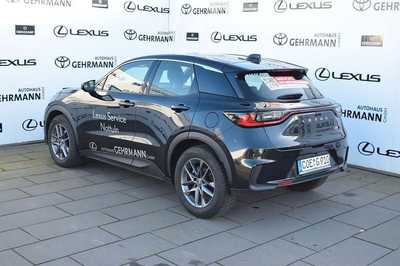 Gebraucht Lexus LBX 136 PS (100 kW) 2025 Schwarz SUV