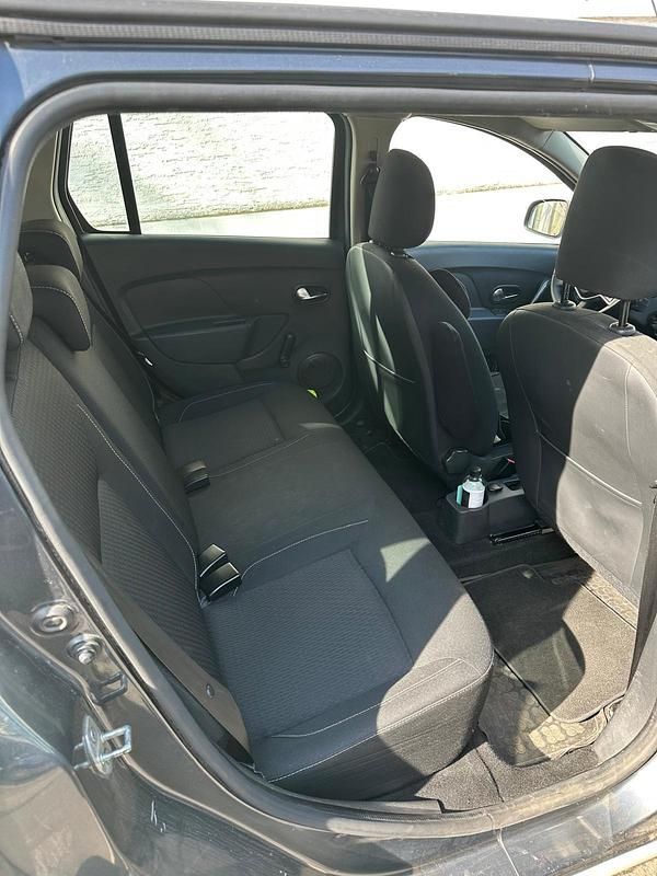 Gebraucht Dacia Logan 75 PS (55 kW) 2017 Andere farben Kombi