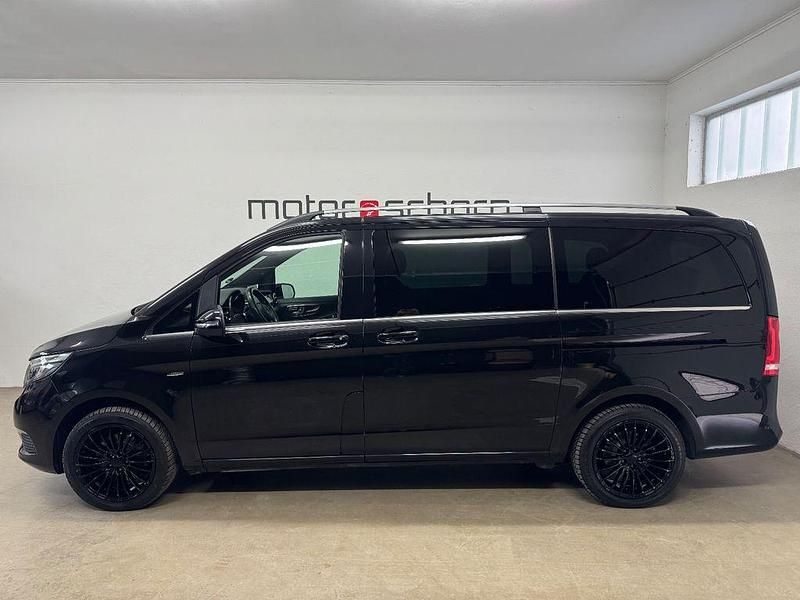 Gebraucht Mercedes V250 Avantgarde Edition 190 PS (139 kW) 2016 Schwarz Van / Kleinbus