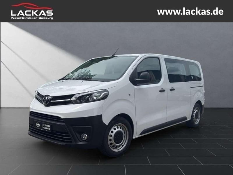 Icy white (weiss) Gebraucht 2024 Toyota Proace Comfort Van | 30.949 € (Guter Preis) - Bild 1/4