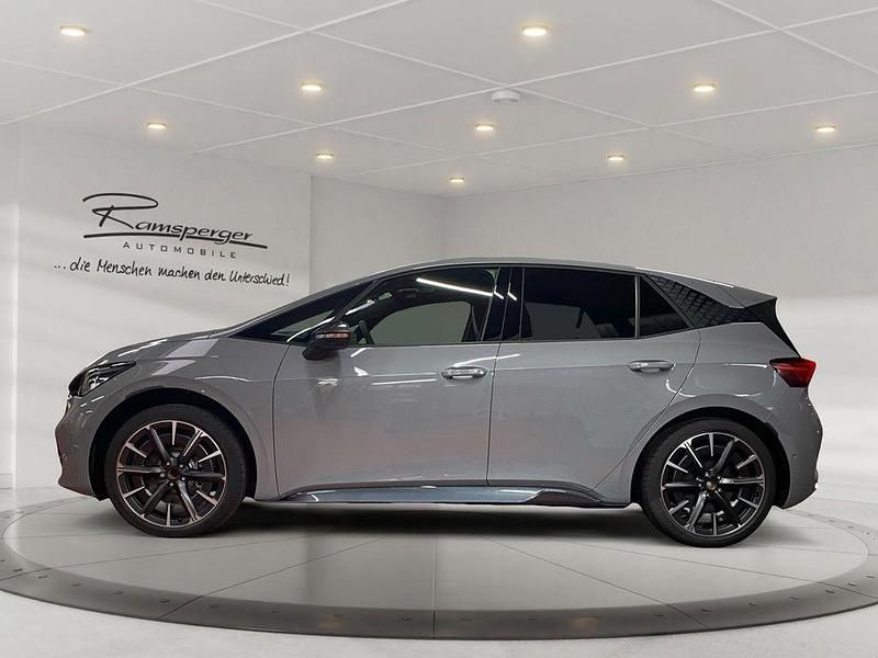 Gebraucht Cupra Born 169 kW (231 PS) 2024 Grau (vapor grey) Kleinwagen