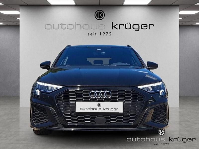 Gebraucht Audi A3 S-Line 150 PS (110 kW) 2022 Andere Limousine