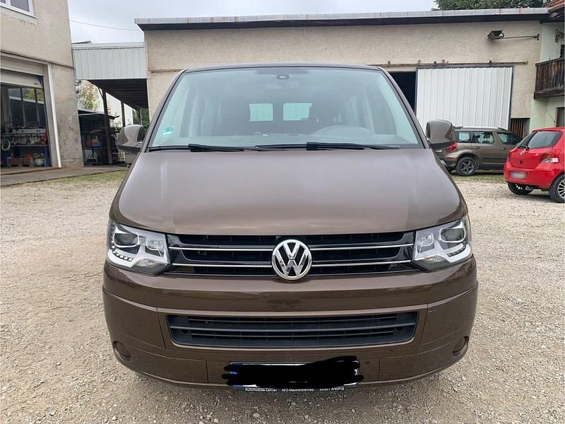 Gebraucht VW T5 179 PS (131 kW) 2014 Violet Van