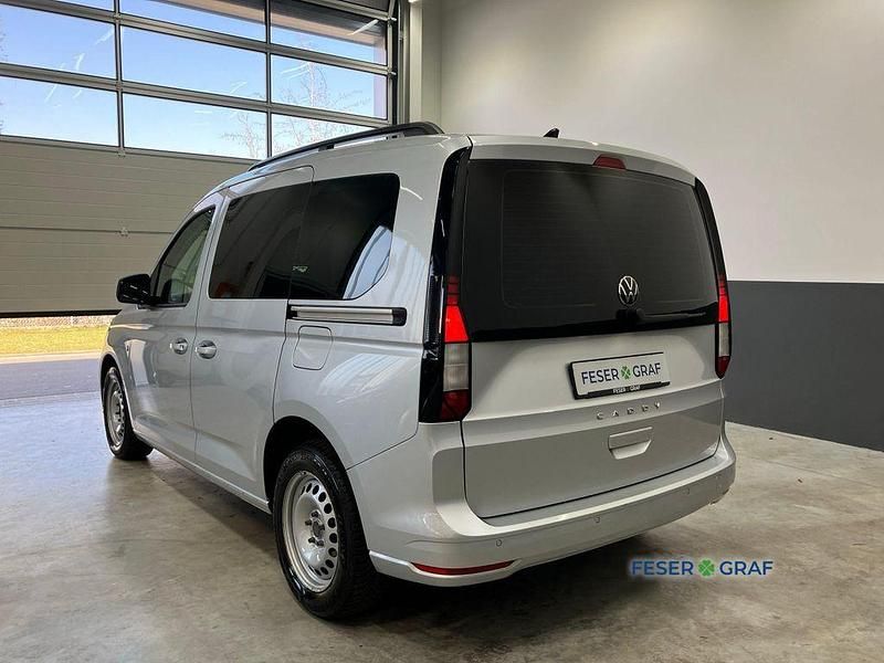 Gebraucht VW Caddy Life 114 PS (83 kW) 2022 Reflexsilber Van / Kleinbus