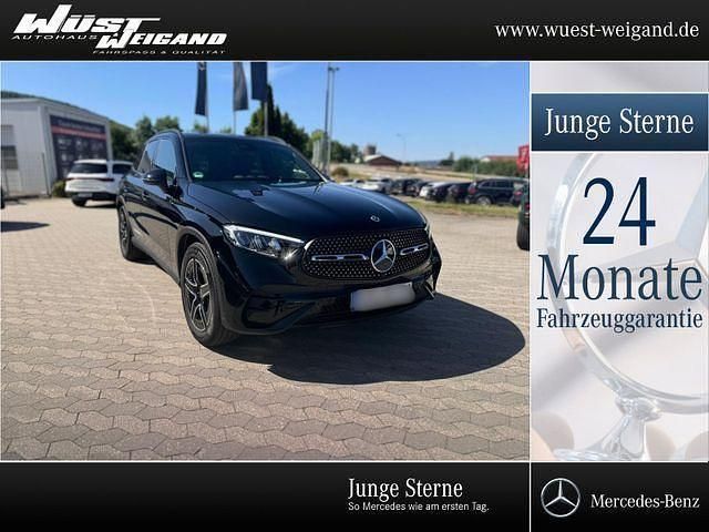 Gebraucht 2025 Mercedes 200 AMG SUV | 55.900 € - Bild 1/4