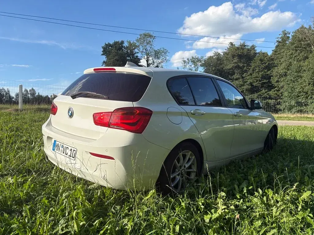Gebraucht BMW 118 Performance 136 PS (100 kW) 2018 Weiß Limousine