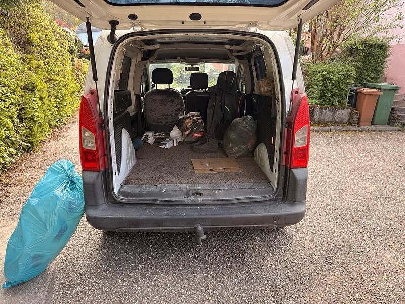 Gebraucht Peugeot Partner 69 PS (50 kW) 2012 Weiß Van / Kleinbus