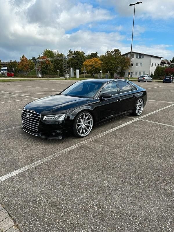 Schwarz Gebraucht 2015 Audi A8 Limousine | 27.999 € - Bild 1/4