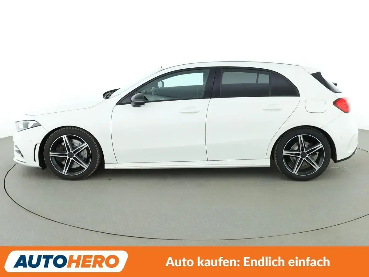 Gebraucht Mercedes A250 AMG line 224 PS (164 kW) 2019 Weiß Limousine