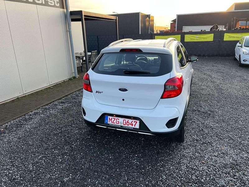 Gebraucht Ford Ka Active 86 PS (63 kW) 2019 Oxford white Kleinwagen