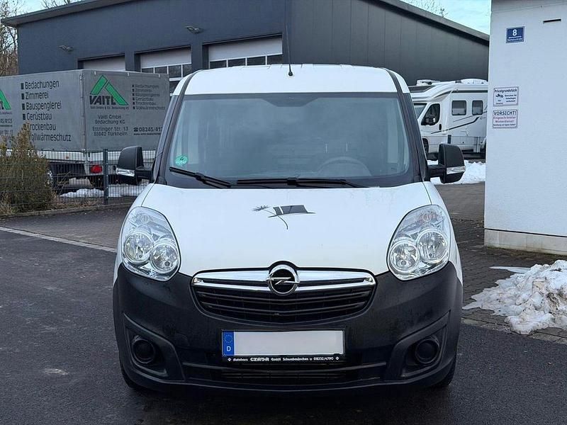 Gebraucht Opel Combo 120 PS (88 kW) 2017 Weiß Van / Kleinbus