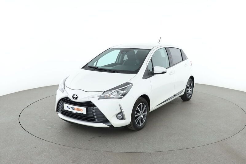 Weiß Gebraucht 2020 Toyota Yaris Team Limousine | 13.760 € (Fairer Preis) - Bild 1/4