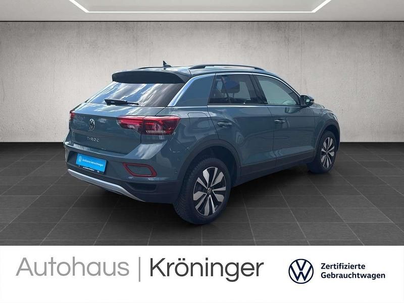 Gebraucht VW T-Roc Move 150 PS (110 kW) 2024 Petroleum blue metallic SUV