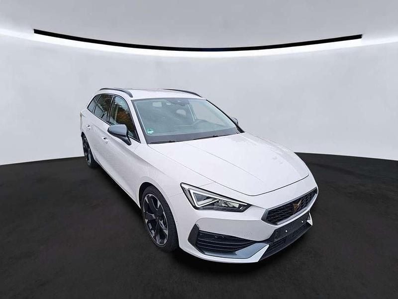 Usata Cupra Leon 150 CV (110 kW) 2023 Bianco Station wagon