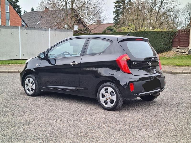 Używany Kia Picanto Attract 69 KM (50 kW) 2014 Czarny Hatchback