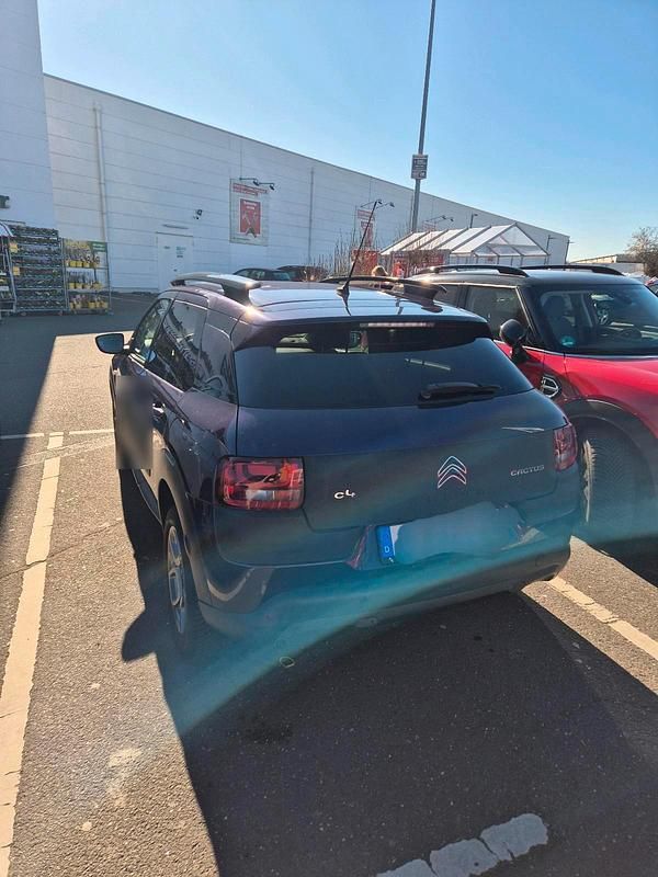 Gebraucht Citroën C4 Cactus Shine 100 PS (73 kW) 2015 Violet Kleinwagen