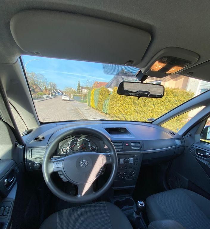Gebraucht Opel Meriva Cosmo 105 PS (77 kW) 2007 Silber Van / Kleinbus