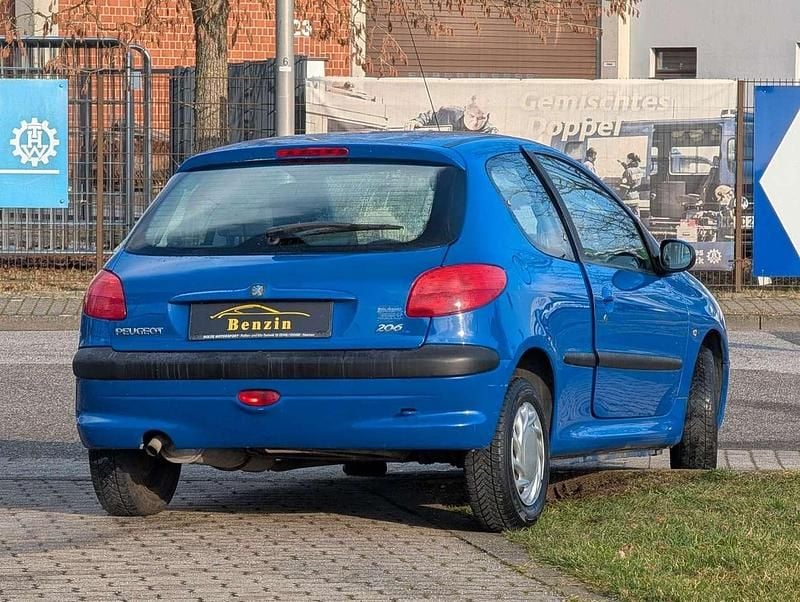 Gebraucht Peugeot 206 Filou 75 PS (55 kW) 2001 Blau Kleinwagen
