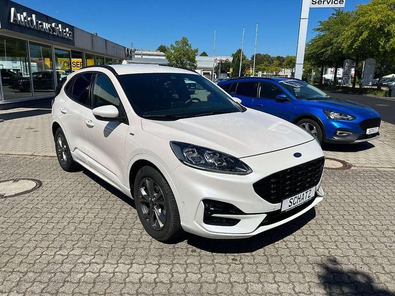Usata Ford Kuga ST-Line X 150 CV (110 kW) 2021 Bianco SUV