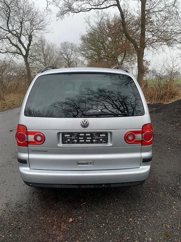 Gebraucht VW Sharan 115 PS (84 kW) 2007 Silber Van / Kleinbus
