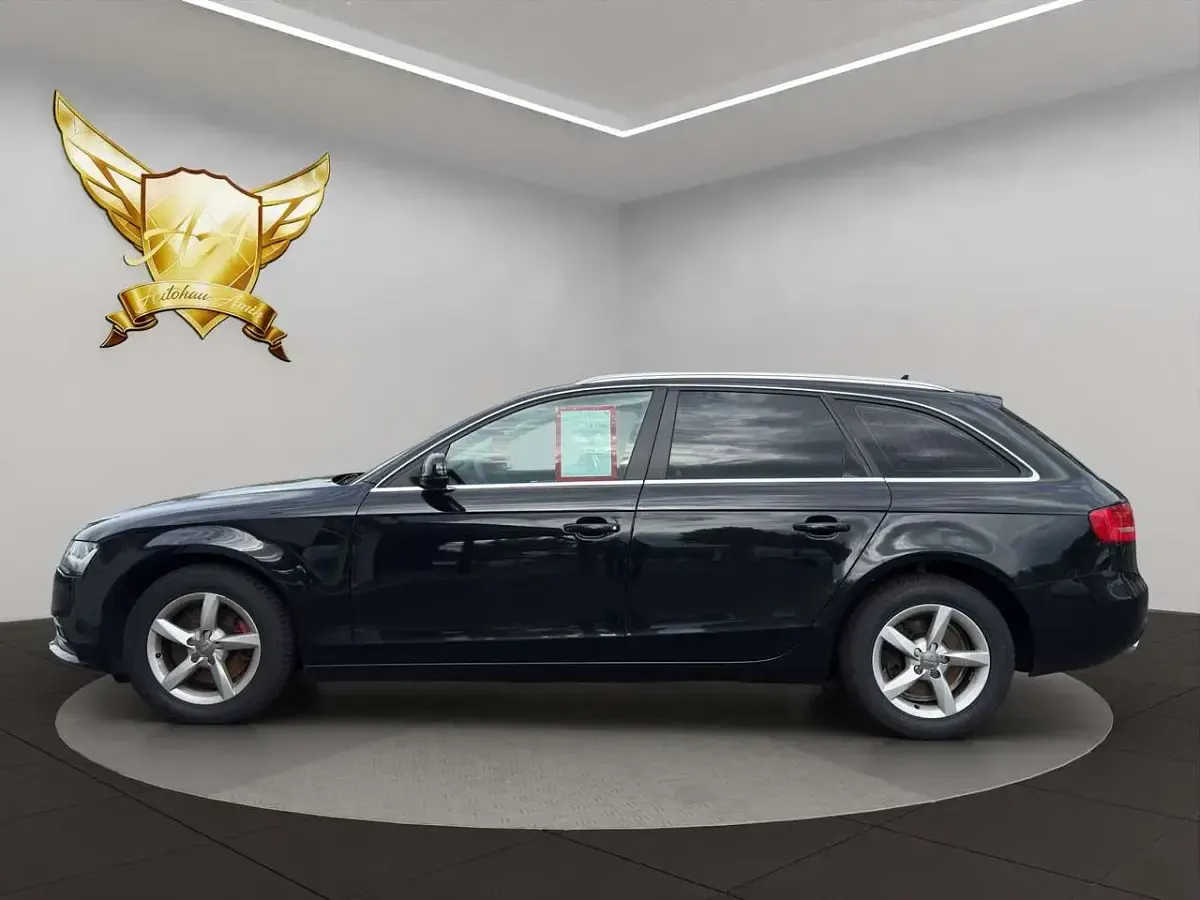Gebraucht Audi A4 Ambiente 190 PS (139 kW) 2014 Mythosschwarz metallic Kombi