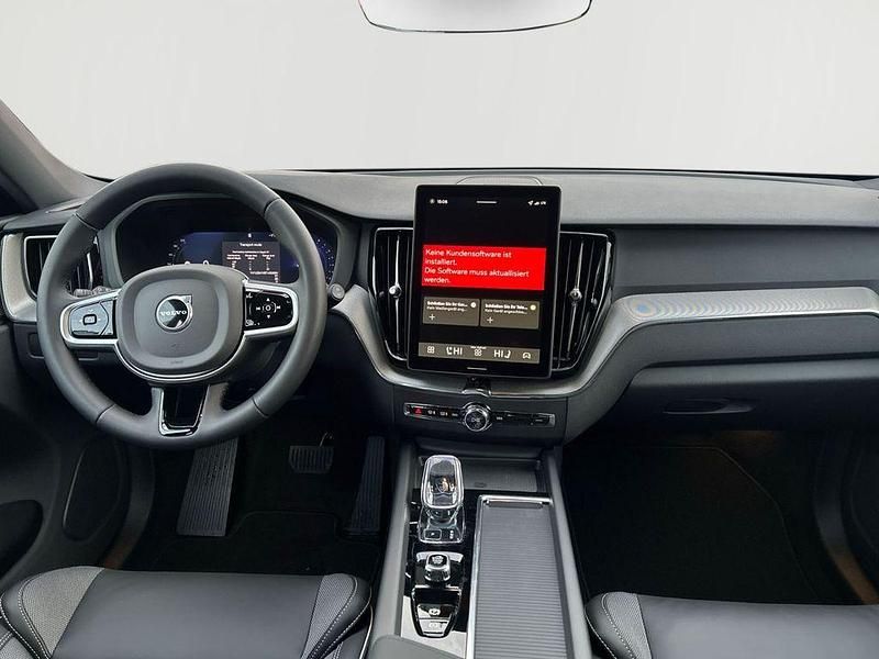 Neu Volvo XC60 Plus 250 PS (183 kW) 2025 Grau SUV