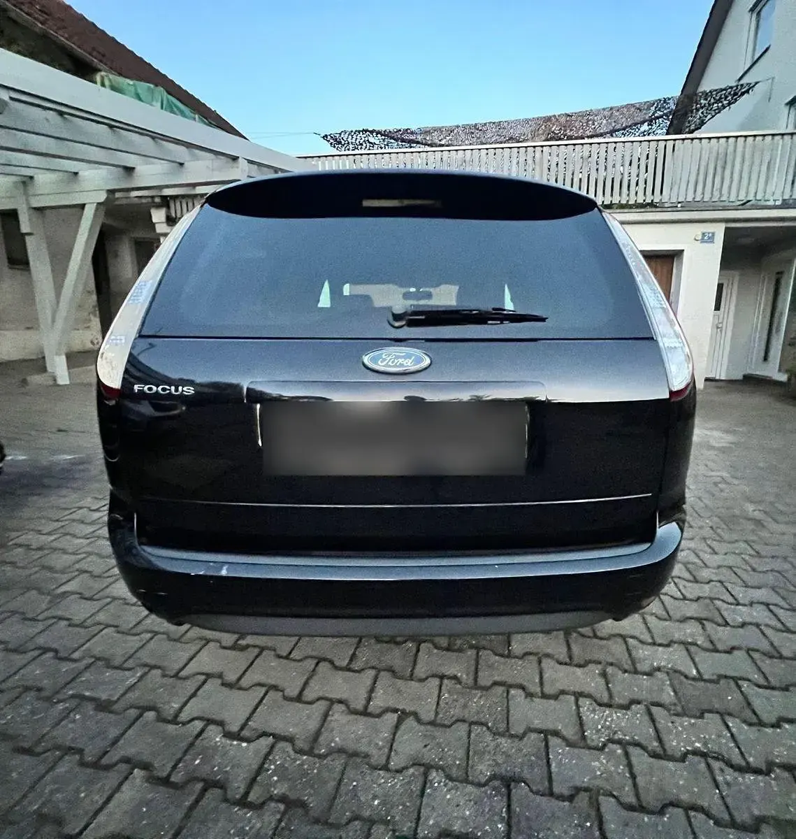 Gebraucht Ford Focus Style 116 PS (85 kW) 2009 Schwarz Limousine