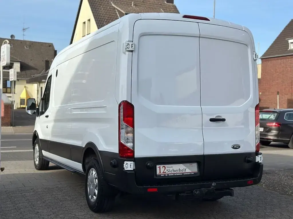 Usata Ford Transit 131 CV (96 kW) 2021 Bianco Monovolume