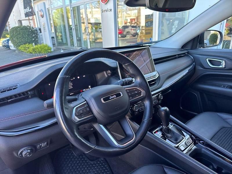 Gebraucht Jeep Compass 131 PS (96 kW) 2024 Vr176) (rot SUV