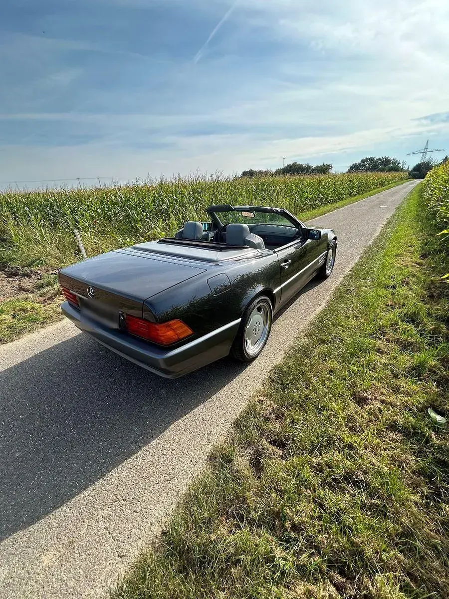 Gebraucht Mercedes SL300 AMG 190 PS (139 kW) 1993 Schwarz Cabrio