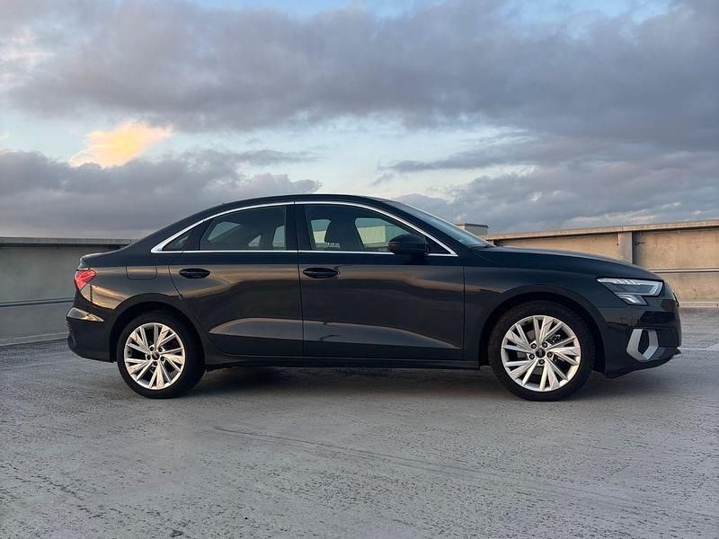 Gebraucht Audi A3 Advanced Plus 116 PS (85 kW) 2024 Grau Limousine