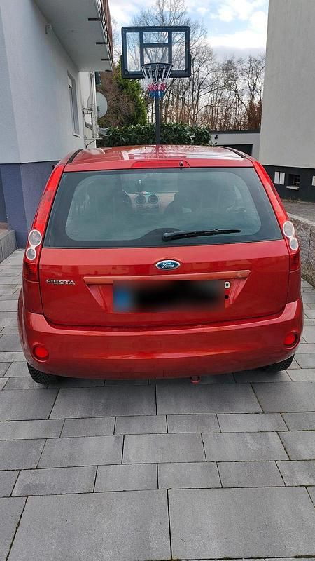 Gebraucht Ford Fiesta 80 PS (58 kW) 2008 Kleinwagen