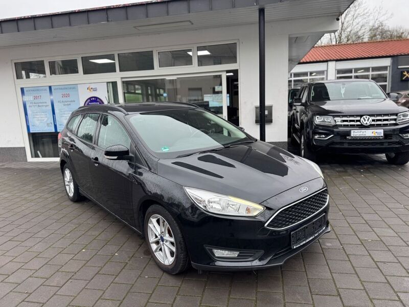 Gebraucht Ford Focus Business Edition 125 PS (91 kW) 2015 Schwarz Limousine