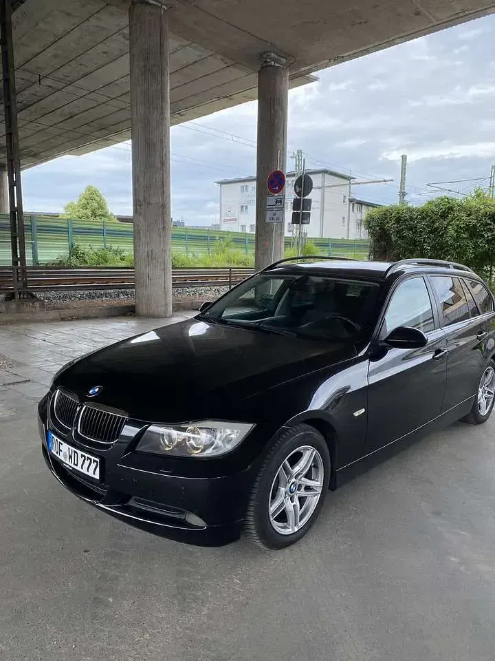 Gebraucht BMW 320 170 PS (125 kW) 2008 Kombi