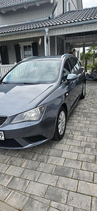 Grau Gebraucht 2013 Seat Ibiza ST Kombi | 3.800 € (Fairer Preis) - Bild 1/4