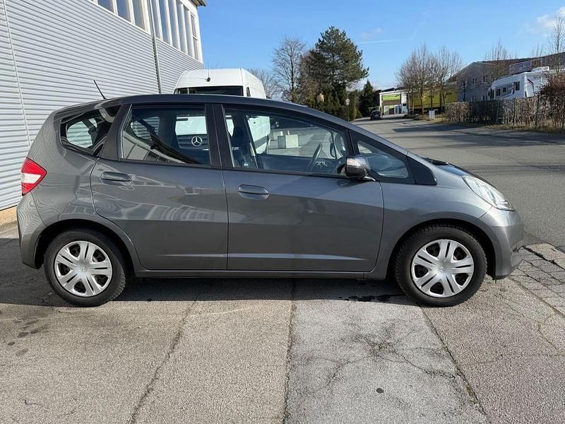 Gebraucht Honda Jazz 99 PS (72 kW) 2011 Grau Kleinwagen