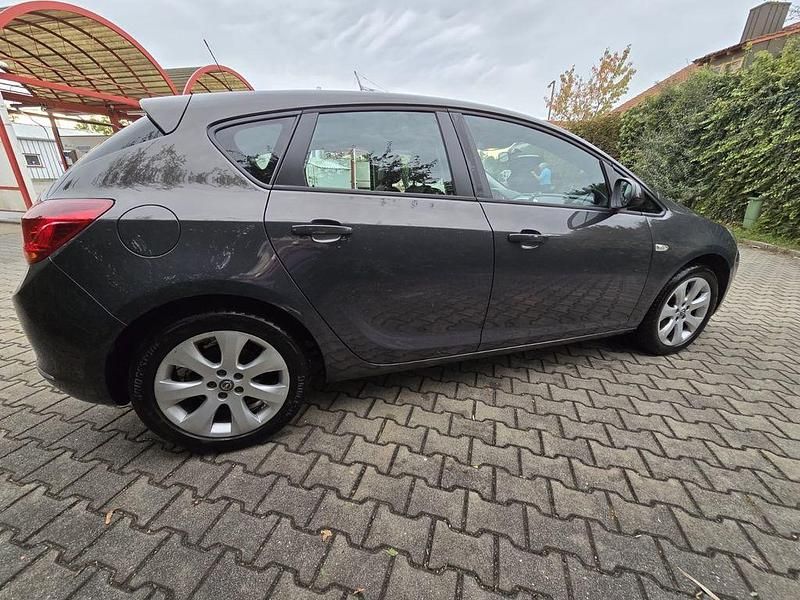 Gebraucht Opel Astra Style 116 PS (85 kW) 2015 Kombi
