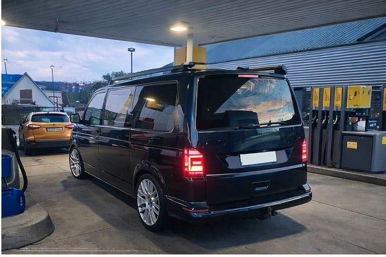 Gebraucht VW Multivan 204 PS (150 kW) 2017 Schwarz Van